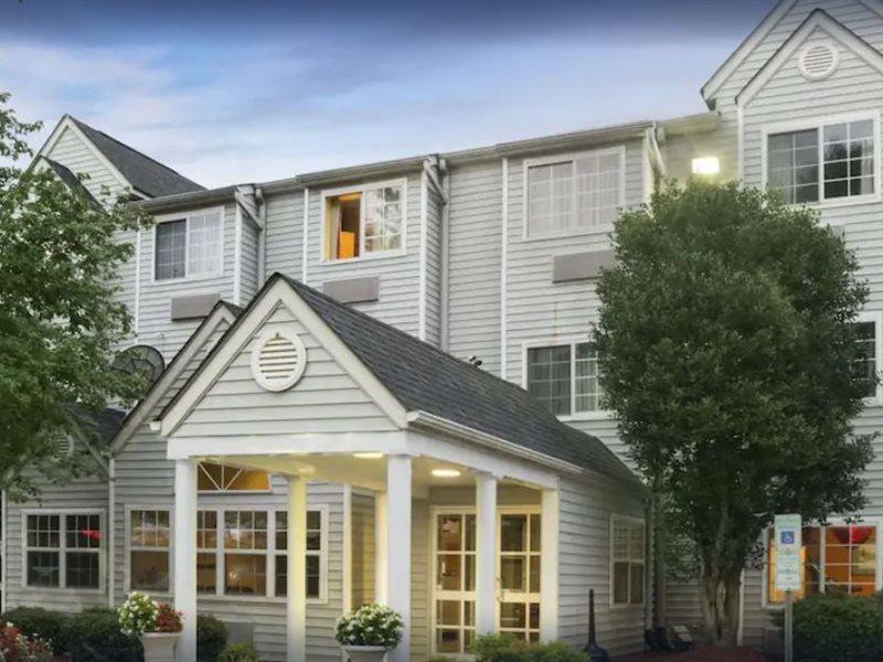 Microtel Inn By Wyndham Charlotte Airport Екстериор снимка