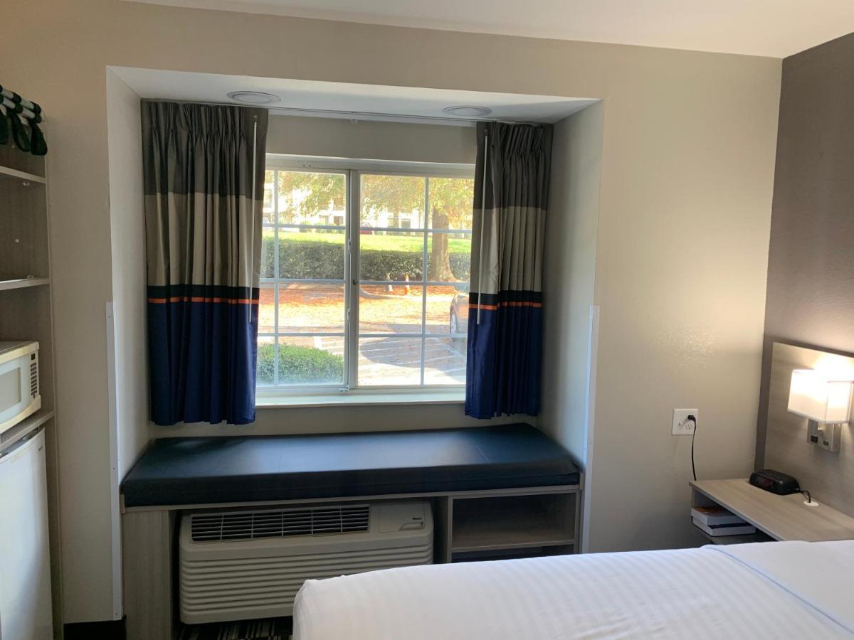 Microtel Inn By Wyndham Charlotte Airport Екстериор снимка